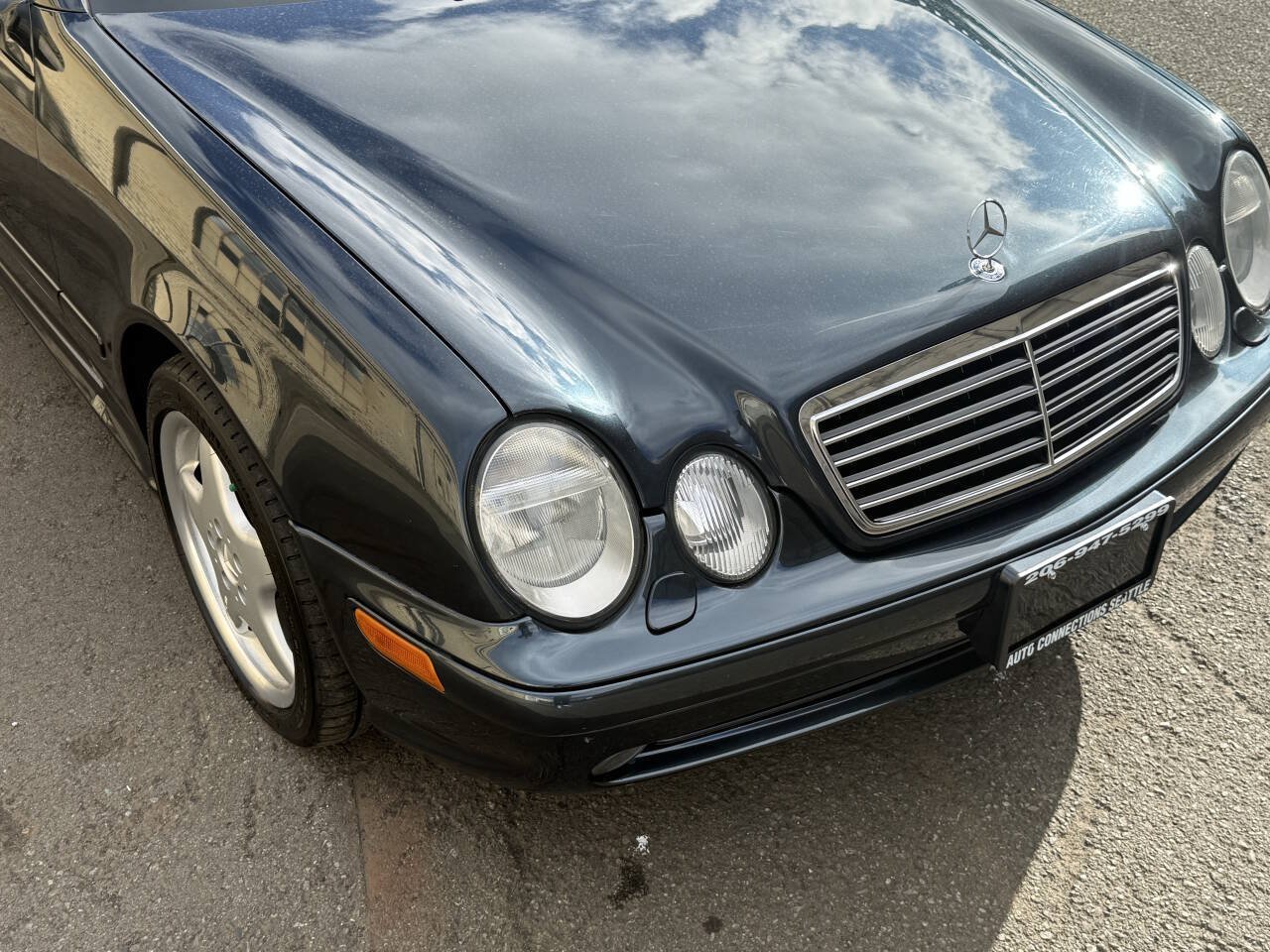 Used 2000 Mercedes-Benz CLK 430 Cabriolet image 26