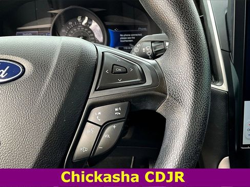 Used 2023 Ford Edge SE w/ Black Appearance Package image 12