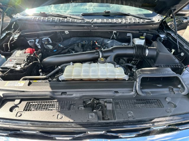 Used 2022 Ford Expedition Limited AWD/4WD image 34