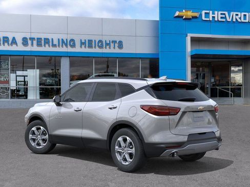 New 2025 Chevrolet Blazer LT w/ Convenience Package image 3