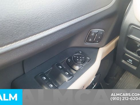 Used 2024 Ford Expedition Max Limited image 16