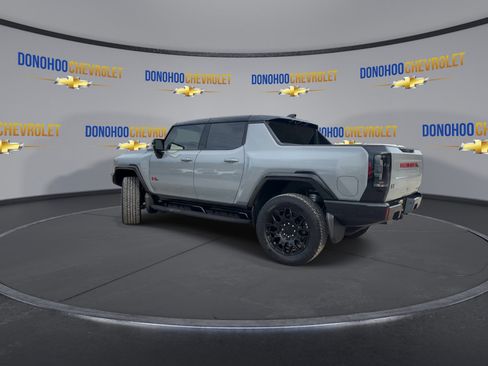 Used 2025 GMC Hummer EV 2X w/ LPO, Sport Package image 6