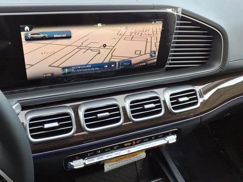 New 2026 Mercedes-Benz GLS 450 4MATIC image 5