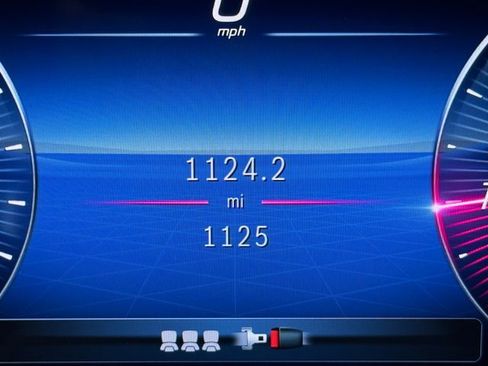 Used 2025 Mercedes-Benz CLA 250 4MATIC image 16