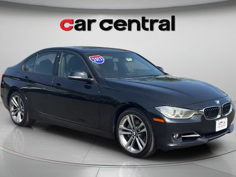 Used 2013 BMW 335i xDrive Sedan AWD/4WD image 7