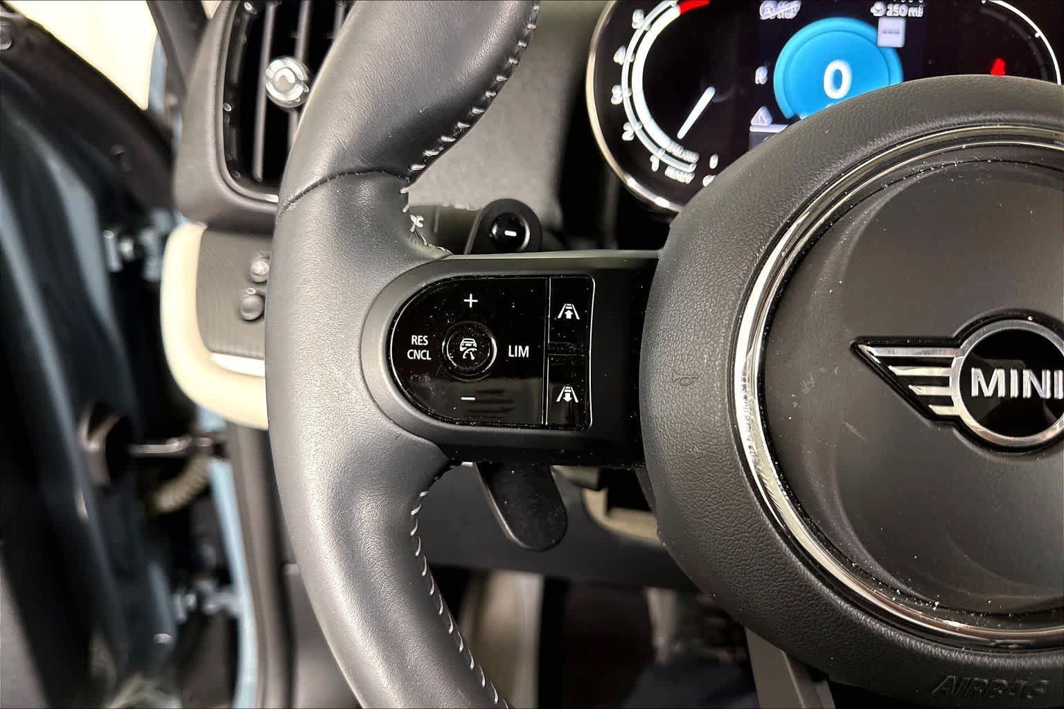 Used 2024 MINI Cooper Countryman S FWD image 23