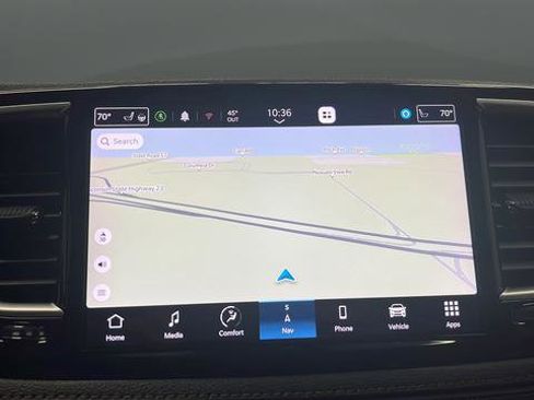 Used 2023 Chrysler Pacifica Pinnacle FWD image 16
