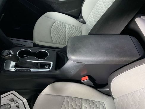 Used 2019 Chevrolet Equinox LT image 20