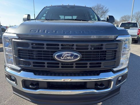 New 2026 Ford F450 XL w/ FX4 Off-Road Package image 2