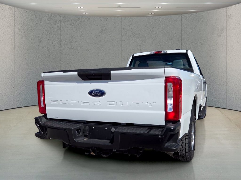 Used 2024 Ford F250 XL RWD image 8