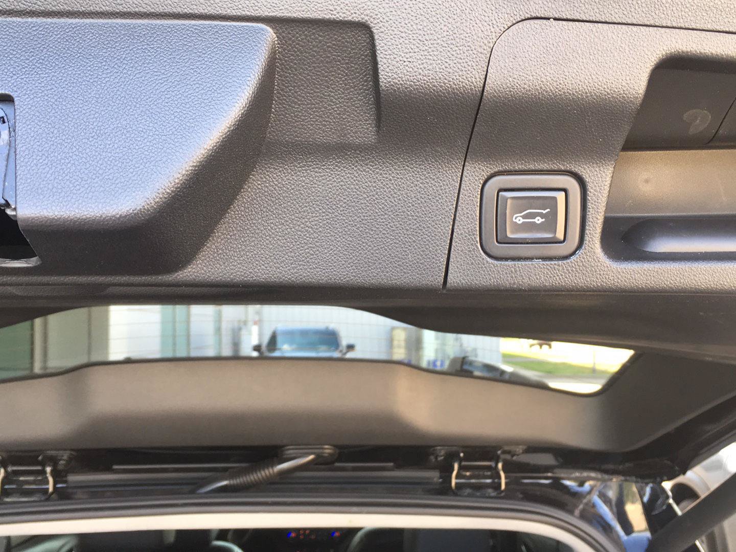 Used 2021 GMC Acadia AT4 w/ LPO, Floor Liner Package AWD/4WD image 29