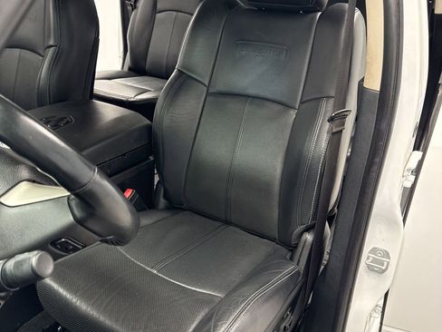 Used 2017 RAM 1500 Laramie w/ Convenience Group image 12