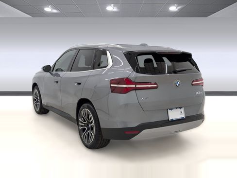 Used 2026 BMW X3 xDrive30i w/ Convenience Package AWD/4WD image 3