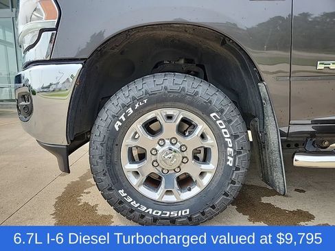 Used 2024 RAM 2500 Laramie AWD/4WD image 4