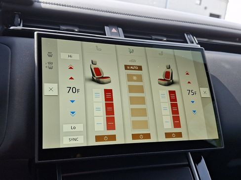 Used 2026 Land Rover Range Rover Velar Dynamic SE image 25