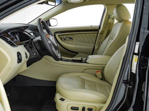 Used 2019 Ford Taurus Limited image 27