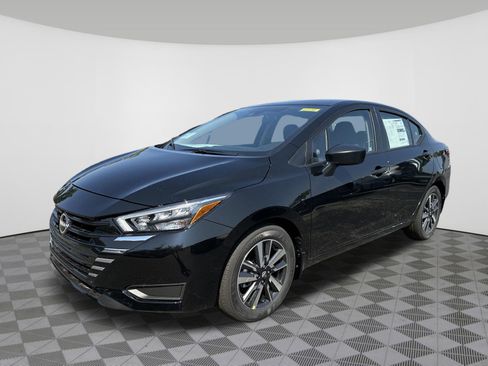 Used 2025 Nissan Versa S w/ S Plus Package image 11