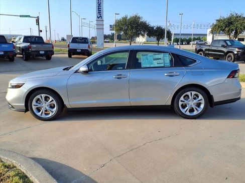 Certified 2025 Honda Accord LX image 4