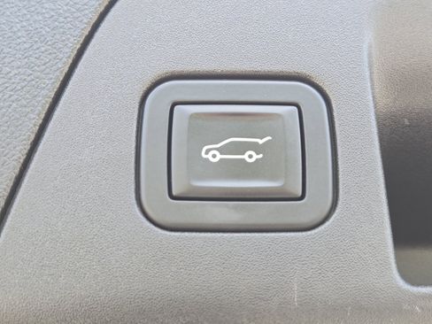 Used 2024 Buick Envision Sport Touring AWD/4WD image 20