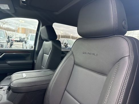 New 2026 GMC Sierra 2500 Denali image 16