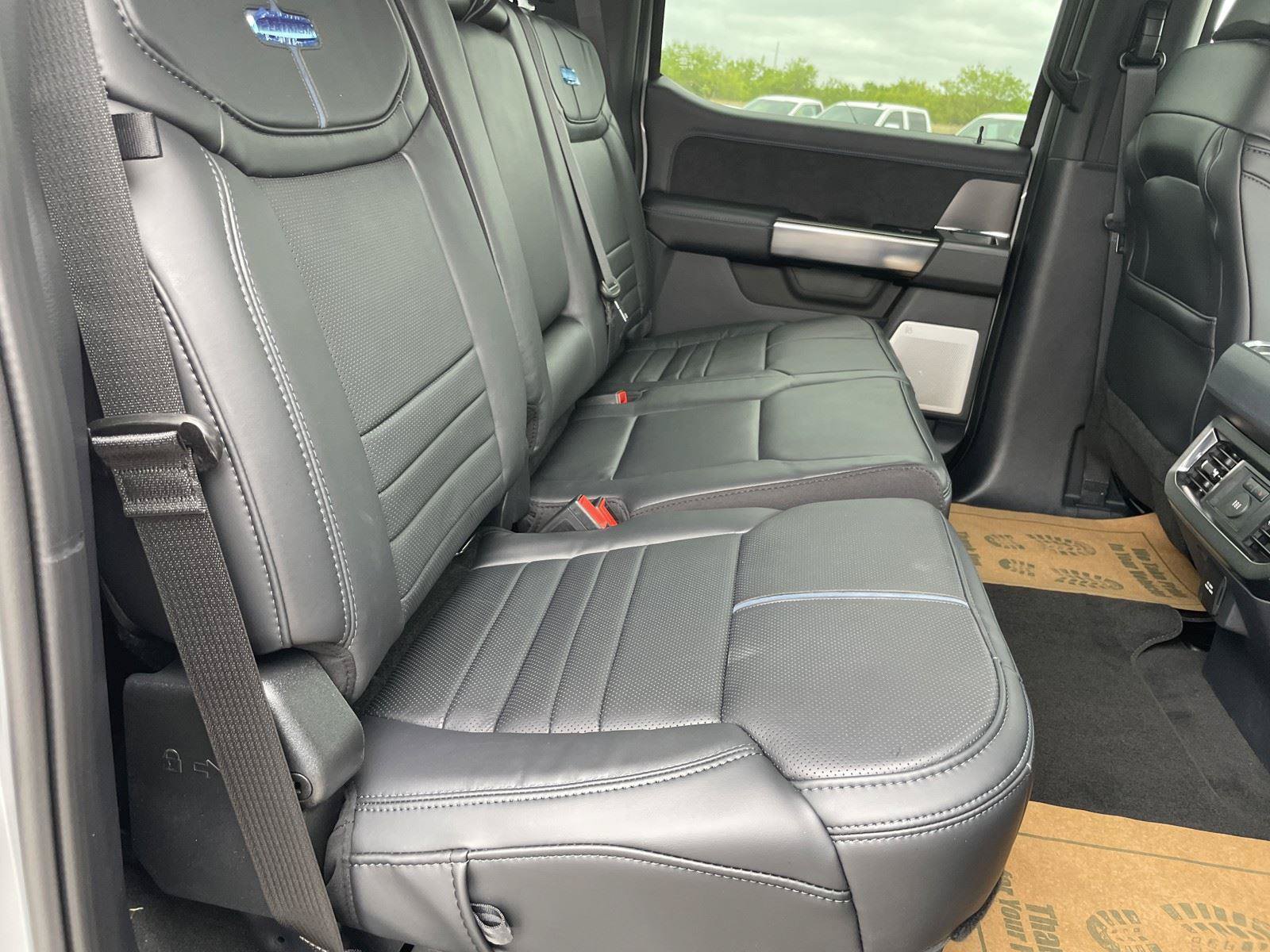 New 2026 Ford F250 Platinum AWD/4WD image 29