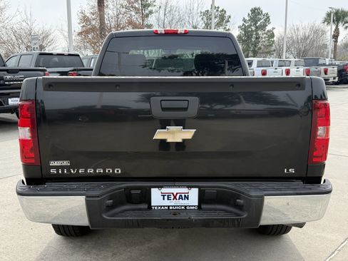 Used 2011 Chevrolet Silverado 1500 LS image 6