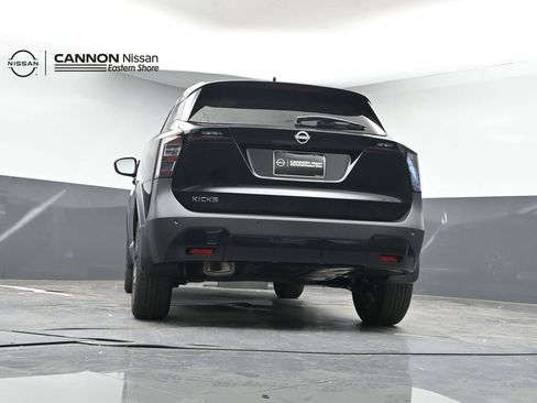 New 2026 Nissan Kicks SV w/ Charging Package FWD image 28