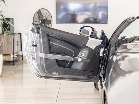 Used 2012 Aston Martin Virage Volante image 29