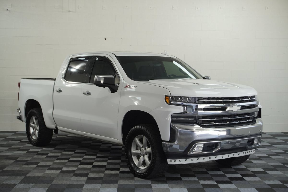 Used 2019 Chevrolet Silverado 1500 LTZ w/ LTZ Premium Package AWD/4WD image 8