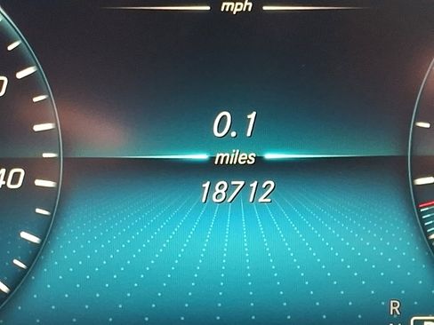 Certified 2023 Mercedes-Benz GLC 300 4MATIC Coupe image 19