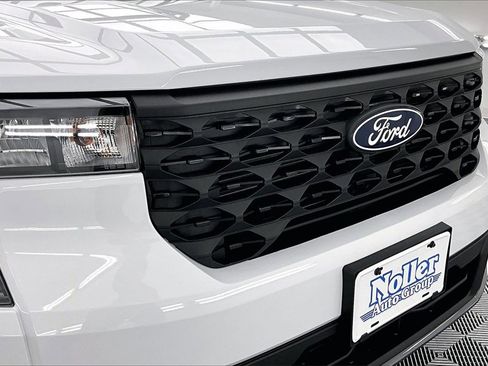 Used 2025 Ford Maverick XLT w/ Equipment Group 302A image 29