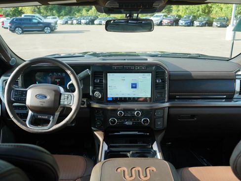 Used 2023 Ford F350 King Ranch AWD/4WD image 17