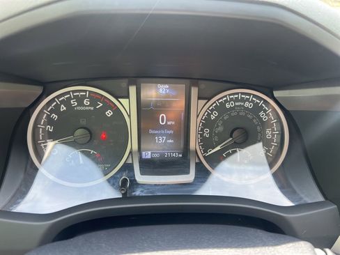 Used 2023 Toyota Tacoma SR5 w/ Technology Package AWD/4WD image 27