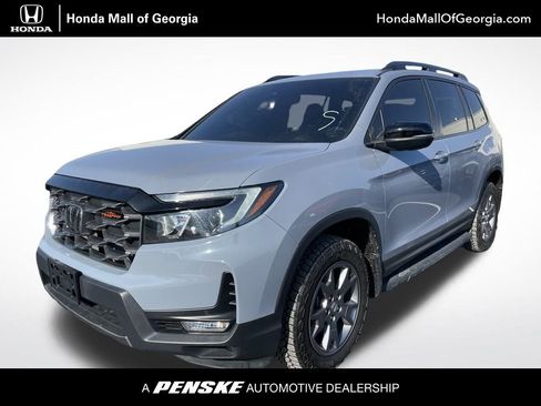 Used 2024 Honda Passport TrailSport image 1