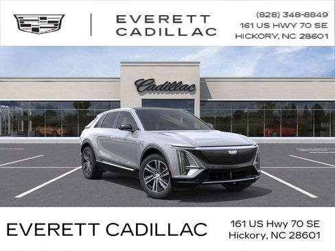 New 2026 Cadillac Lyriq Luxury image 1