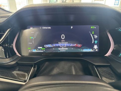 Used 2024 Jeep Grand Cherokee Trailhawk w/ Luxury Tech Group III image 37