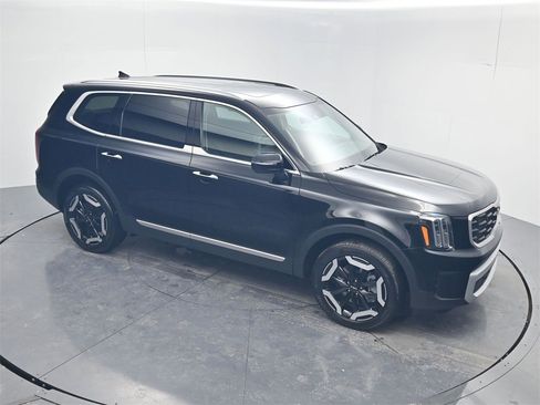 New 2025 Kia Telluride S image 41