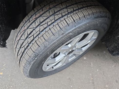 New 2026 Jeep Compass Latitude image 31