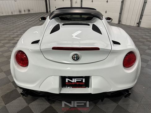 Used 2016 Alfa Romeo 4C Spider w/ Spider Track Package 3 RWD image 16