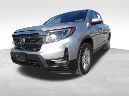 Used 2025 Honda Ridgeline RTL image 3