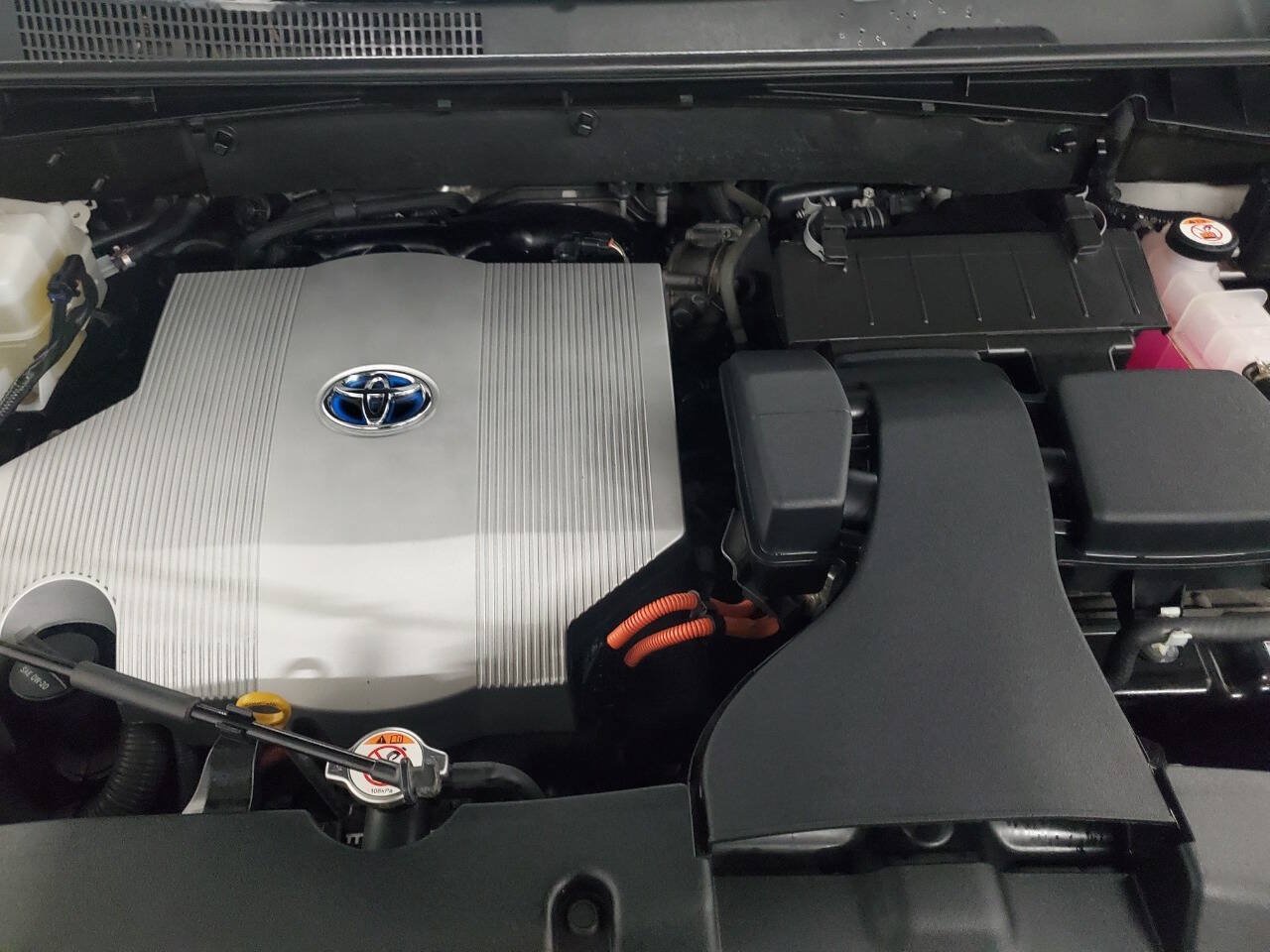 Used 2019 Toyota Highlander Limited AWD/4WD image 4