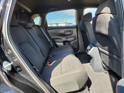Used 2025 Honda HR-V Sport image 13