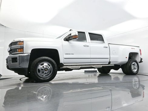 Used 2018 Chevrolet Silverado 3500 LTZ w/ Duramax Plus Package AWD/4WD image 44