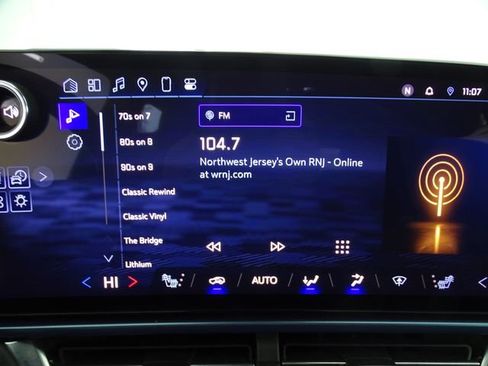 Used 2025 Chevrolet Equinox EV LT w/ Convenience Package FWD image 12