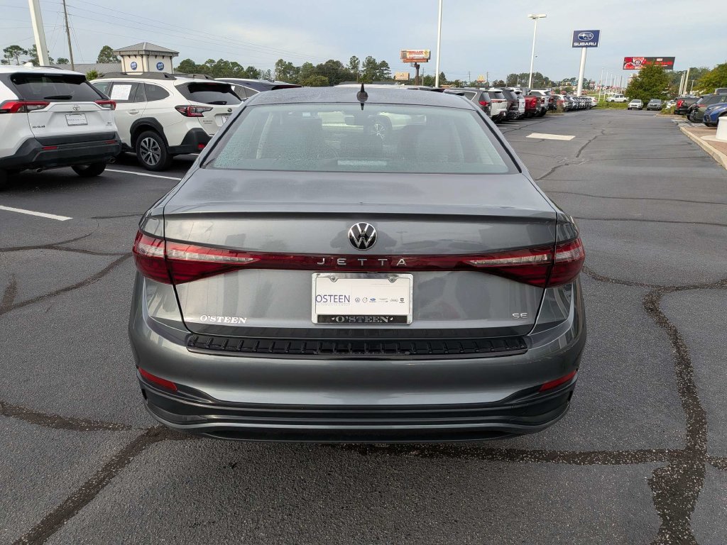 Certified 2026 Volkswagen Jetta SE FWD image 6