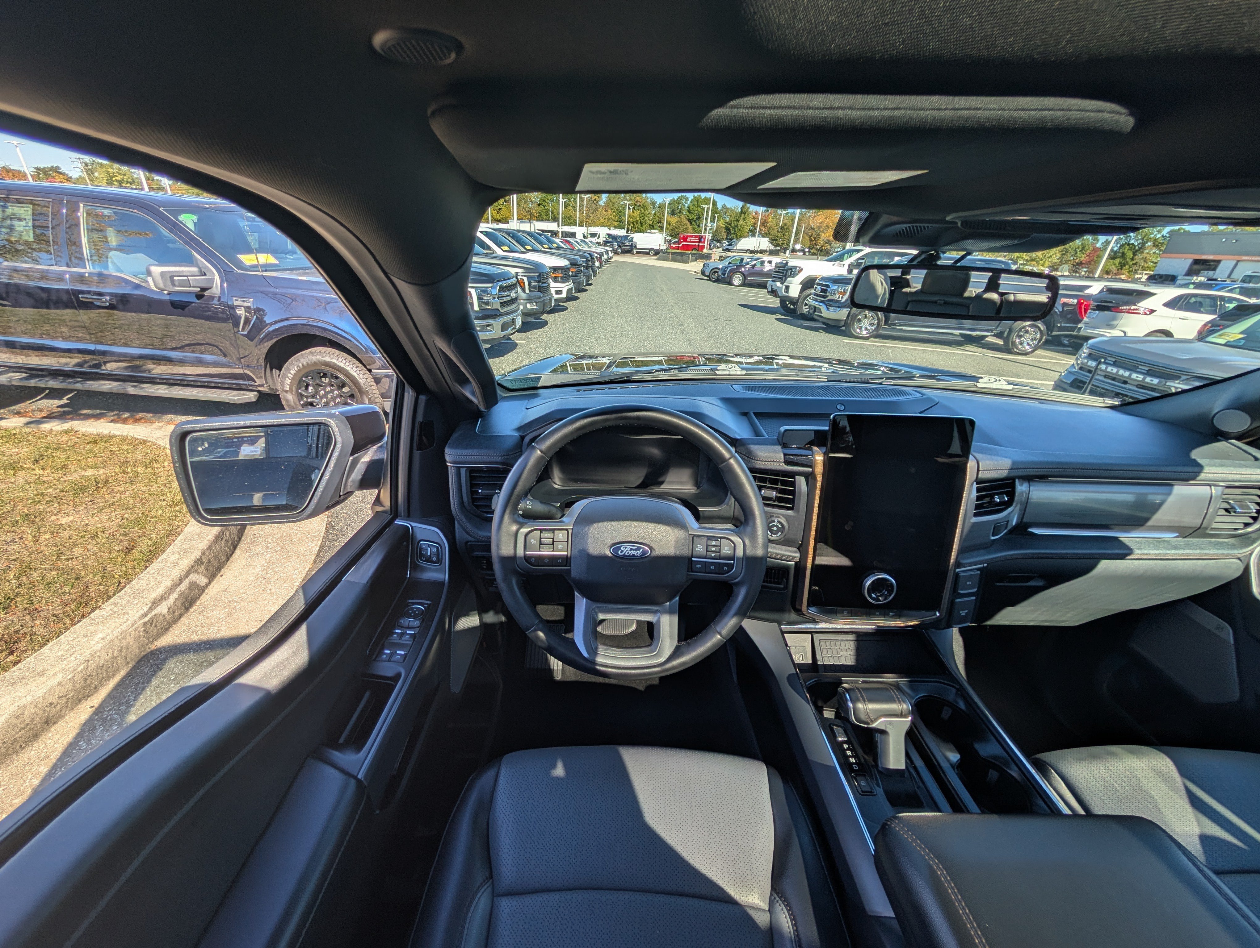 Certified 2025 Ford F150 Lightning Lariat AWD/4WD image 19