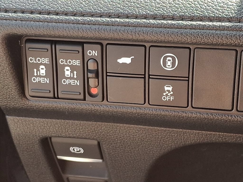 Used 2023 Honda Odyssey EX-L image 26