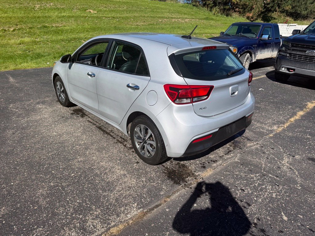 Used 2023 Kia Rio S w/ Technology Package FWD image 2