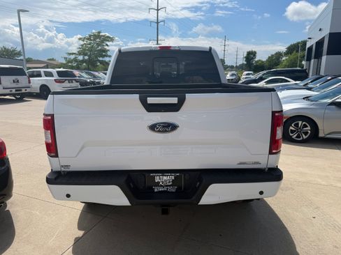 Used 2018 Ford F150 XLT w/ Equipment Group 302A Luxury AWD/4WD image 3