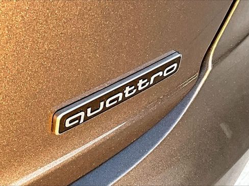 Used 2022 Audi Q8 Premium Plus image 9